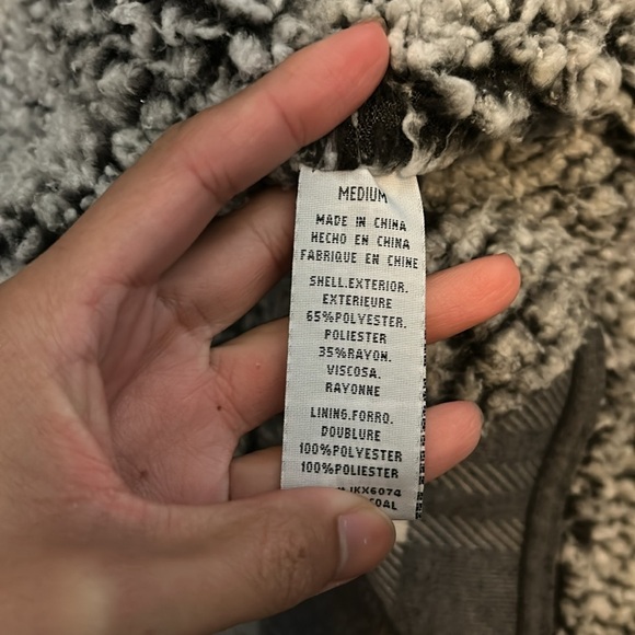 Thread and Supply Gray Plaid Long Sleeve Sweater size M - Picture 5 of 5